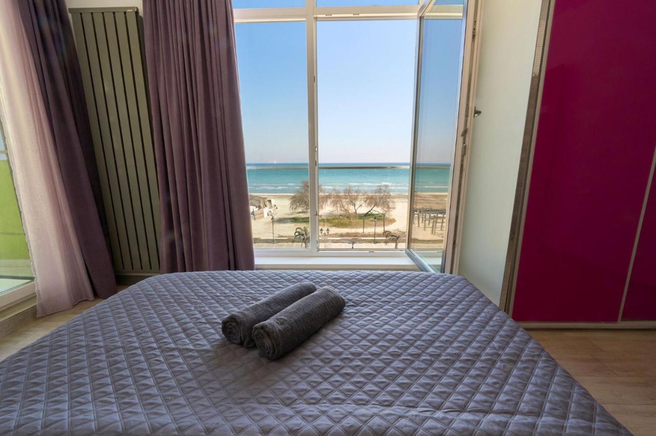 Glamour Red Apartment 22 In Spa Pool Resort مامايا المظهر الخارجي الصورة