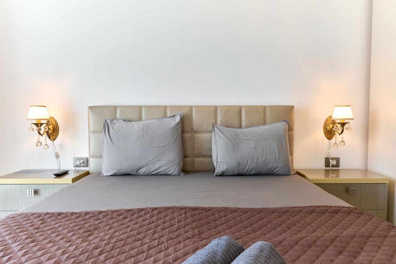 Glamour Red Apartment 22 In Spa Pool Resort مامايا المظهر الخارجي الصورة
