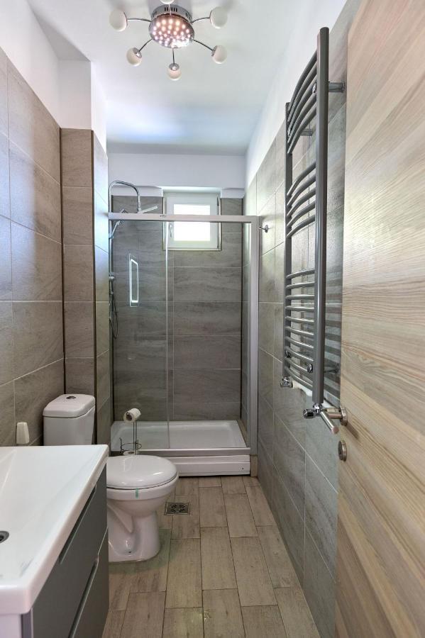 Glamour Red Apartment 22 In Spa Pool Resort مامايا المظهر الخارجي الصورة