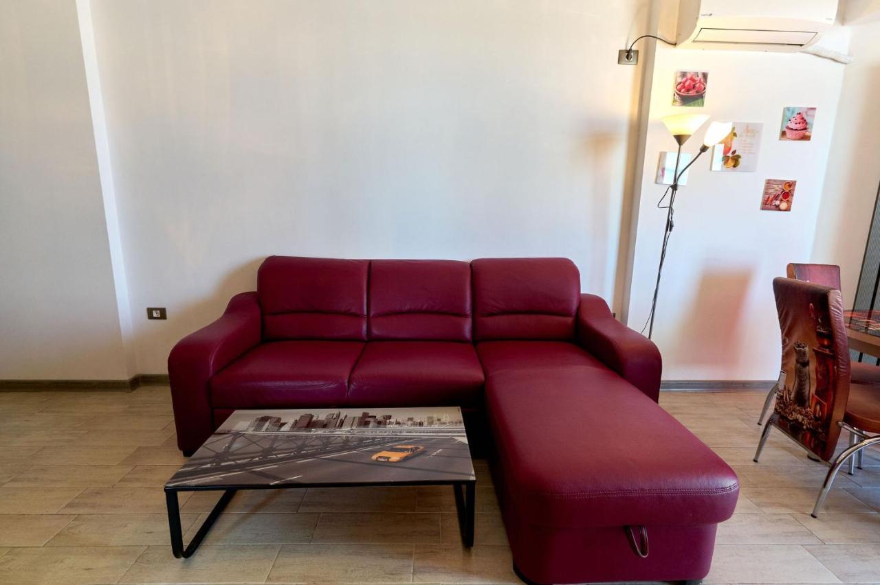 Glamour Red Apartment 22 In Spa Pool Resort مامايا المظهر الخارجي الصورة