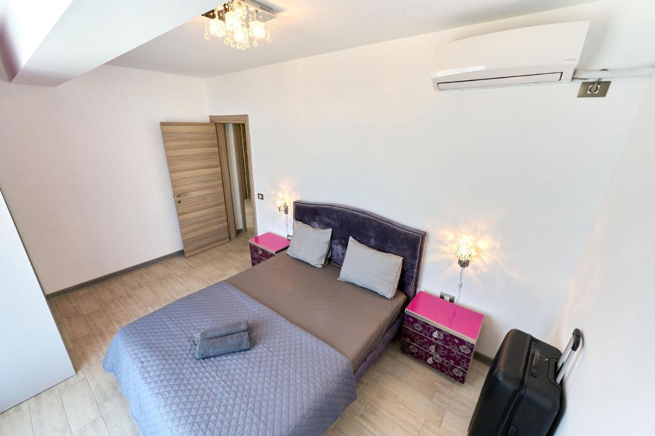 Glamour Red Apartment 22 In Spa Pool Resort مامايا المظهر الخارجي الصورة